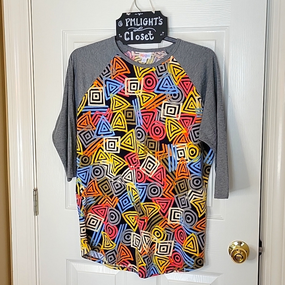 LuLaRoe Randy 3/4 Sleeve T-shirt XL Henley Geometric Gray